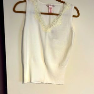 V-neck top  lace trim size M